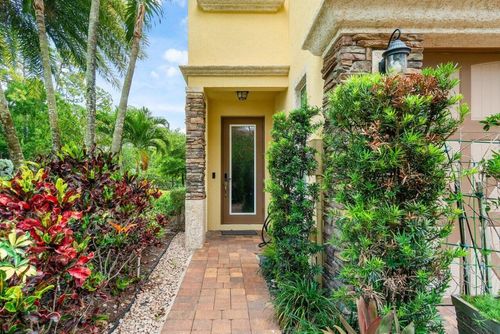 15820 Binks Pointe Ter, Wellington, FL, 33414-6512 | Card Image