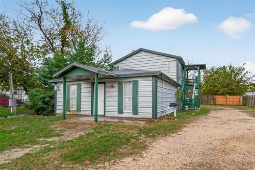 105 Clear Lake Rd, Highlands, TX, 77562-3791 | Card Image