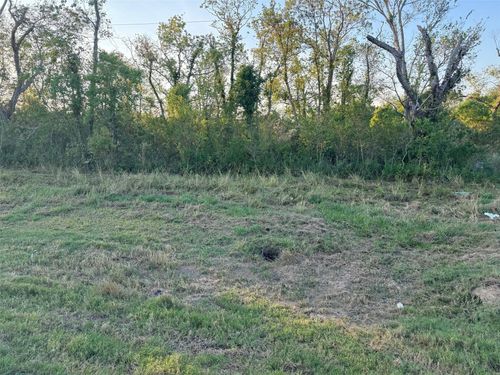 22602 Pittman Dr, Angleton, TX, 77515 | Card Image