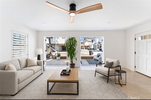 1-126 47th St, Newport Beach, CA, 92663-2506 | Card Image