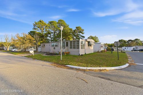 27 Martin Dr, Whiting, NJ, 08759-3731 | Card Image