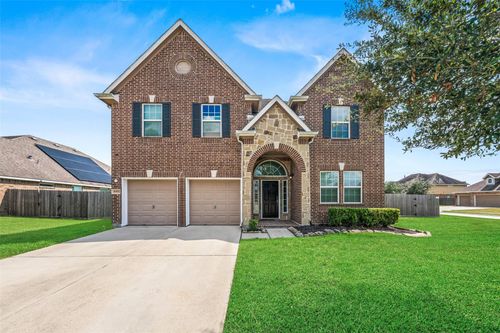 4002 Longwood Dr, Mont Belvieu, TX, 77523-4204 | Card Image