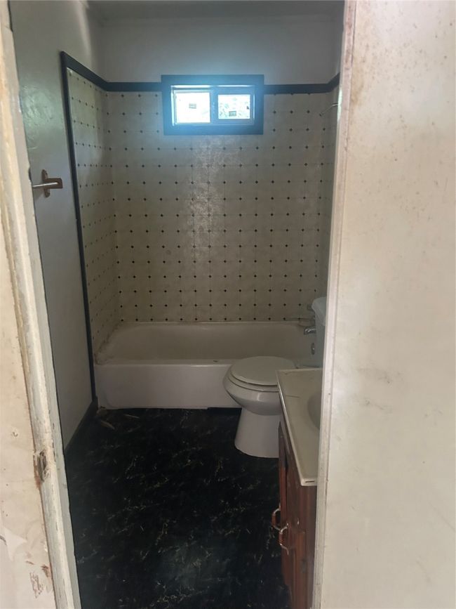 1413 E 8 Th Ave, House other with 2 bedrooms, 1 bathrooms and null parking in Corsicana TX | Image 5