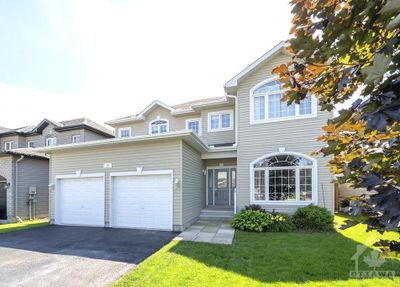 77 Carter Cres, House other with 4 bedrooms, 3 bathrooms and 4 parking in Arnprior ON | Image 2