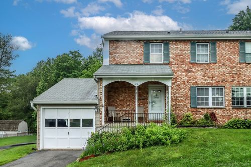 29-29 Whisconier Vlg, Brookfield, CT, 06804-3821 | Card Image