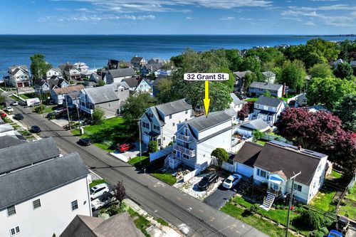 32 Grant St, Milford, CT, 06460-5310 | Card Image