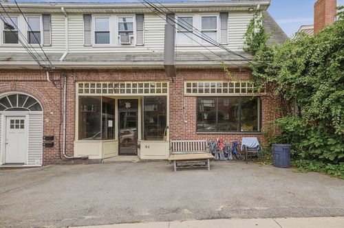 86-80-86 Trapelo Road, Waltham, MA, 02452 | Card Image