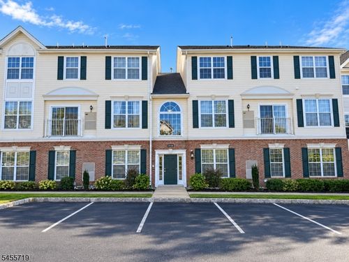 255 Windmill Ct, Phillipsburg, NJ, 08865-1862 | Card Image