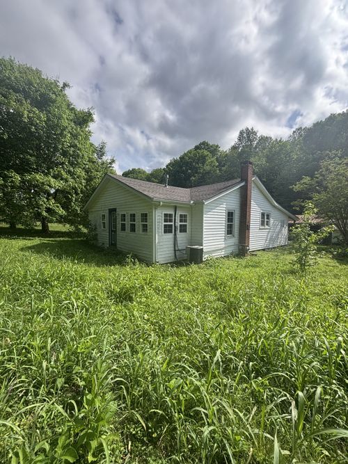 1501 Hatcher Hollow Rd, Mc Ewen, TN, 37101 | Card Image