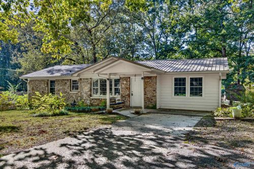 15 Oak Dr, Fayetteville, TN, 37334-6645 | Card Image