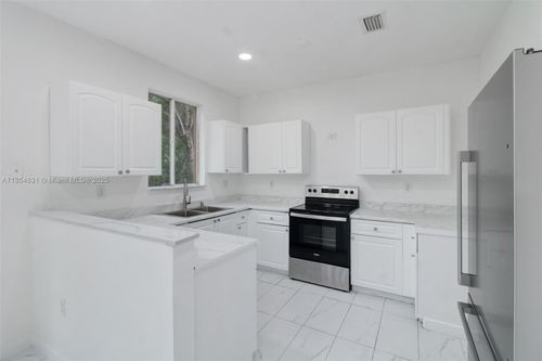 228-1543 Se 24th Ct, Homestead, FL, 33035-2538 | Card Image