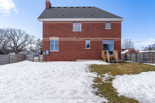 46 Francis St W, House other with 4 bedrooms, 3 bathrooms and 8 parking in Creemore ON | Image 35