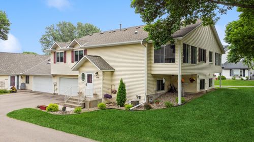 3726 Gershwin Ln N, Oakdale, MN, 55128-2943 | Card Image