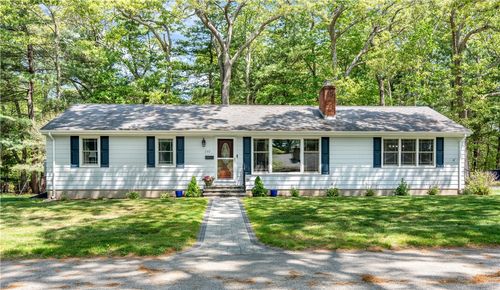 190 Brookhaven Rd, North Kingstown, RI, 02852-1974 | Card Image