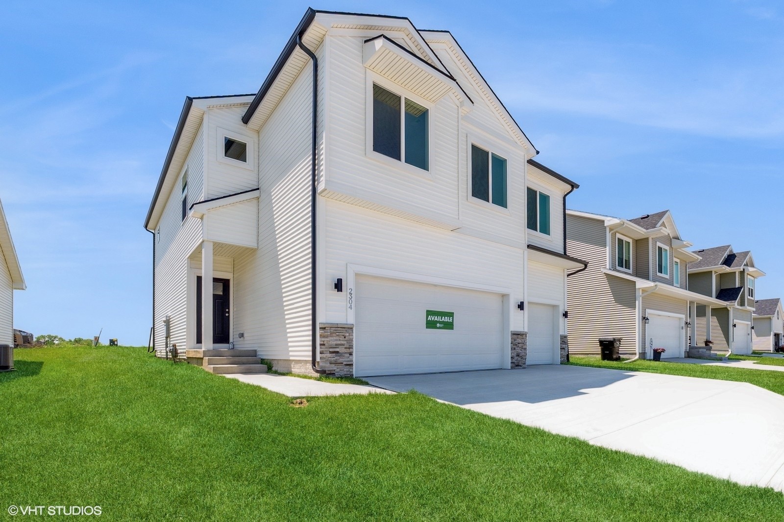 Chan Dr, Adel, IA 50003