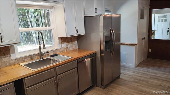 9193 S Great Oaks Dr, House other with 2 bedrooms, 2 bathrooms and 1 parking in Floral City FL | Image 10