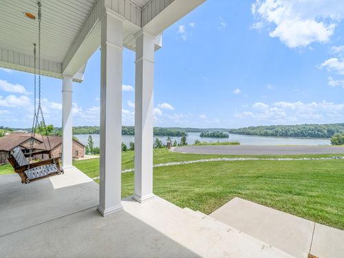 995 Rose Ln, Eddyville, KY, 42038-7388 | Card Image