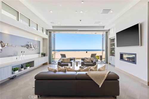 212 The Strand, Hermosa Beach, CA, 90254-5042 | Card Image