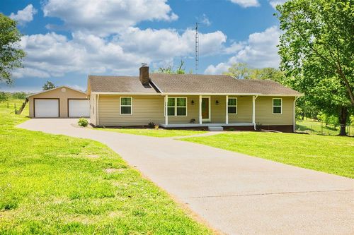 7675 Cemetery Rd, Bowling Green, KY, 42103-9834 | Card Image
