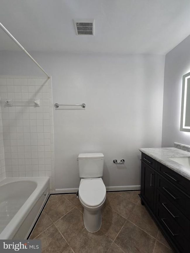 11721 Newbridge Ct, Townhouse with 4 bedrooms, 4 bathrooms and null parking in RESTON VA | Image 17