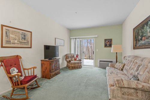 apt-119-4 Richmond Rd, West Milford, NJ, 07480-1994 | Card Image