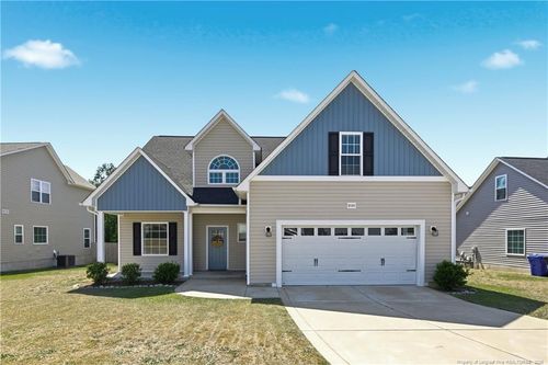 2121 Stonewash Dr, Fayetteville, NC, 28306-5520 | Card Image