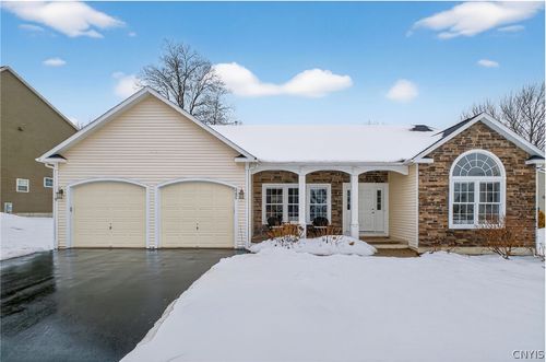 3295 Oak Brook Rd, Lysander, NY, 13027-3612 | Card Image