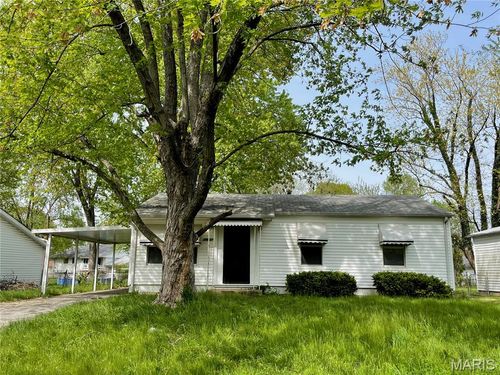 1335 Cabrillo Dr, Saint Louis, MO, 63138-2608 | Card Image