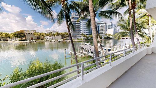 4-5970 Indian Creek Dr, Miami Beach, FL, 33140-2288 | Card Image