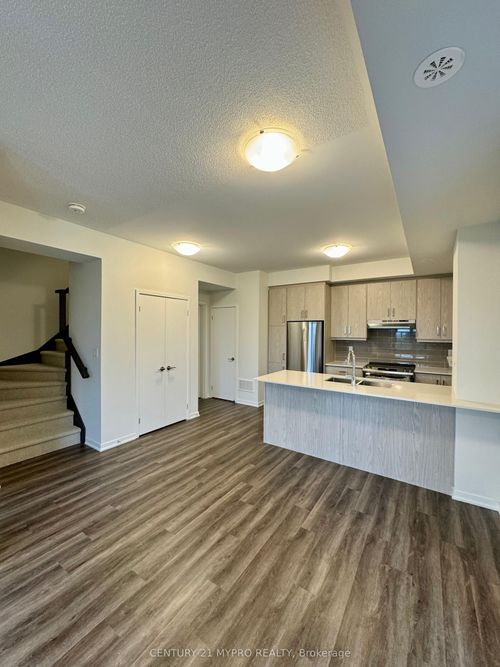 th327-130 Honeycrisp Cres, Concord, ON, L4K0N7 | Card Image