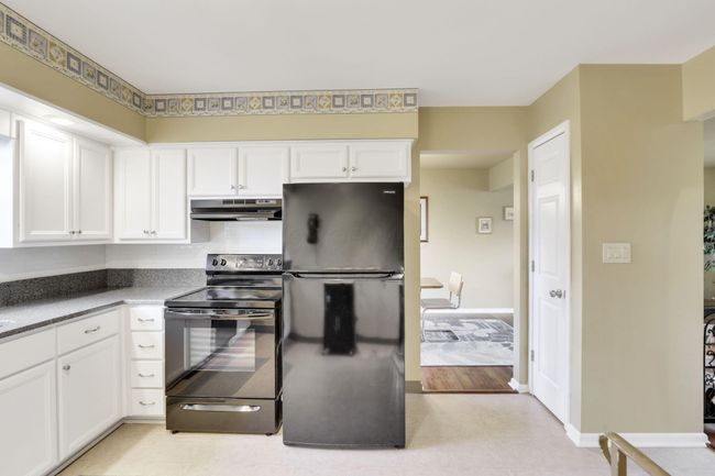 6871 Ardelle Dr, House other with 3 bedrooms, 3 bathrooms and null parking in Reynoldsburg OH | Image 24