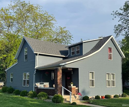 210 S Johnson St, Otterbein, IN, 47970-8548 | Card Image
