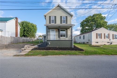 39 Kingston St, Youngstown, PA, 15696-1008 | Card Image