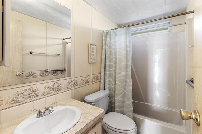 4609 10 Th Street Ct E, House other with 2 bedrooms, 2 bathrooms and null parking in ELLENTON FL | Image 18