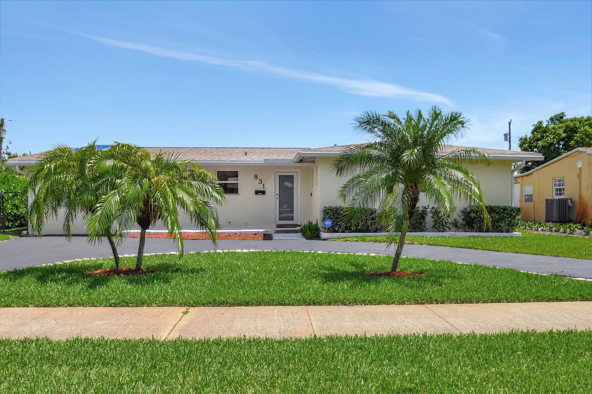 Evergreen Dr, West Palm Beach, FL 33403