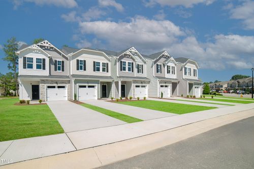 152 Rolesville Ridge Dr, Rolesville, NC, 27571-7705 | Card Image