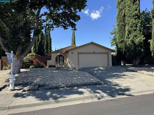 1827 Alamo Dr, Vacaville, CA, 95687-6103 | Card Image