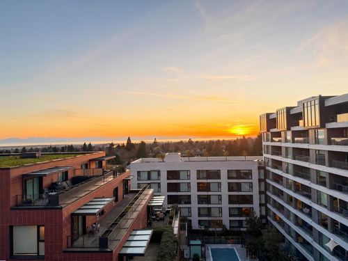 904-1561 W 57th Ave, Vancouver, BC, V6P0H5 | Card Image