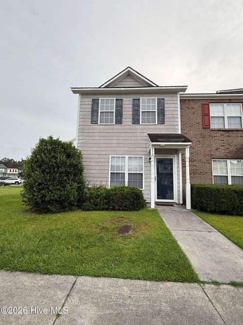 110 Ashwood Dr, Jacksonville, NC, 28546-8351 | Card Image