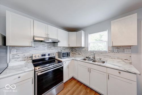 3006 N Olney St, Indianapolis, IN, 46218-2131 | Card Image