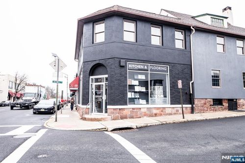 17 N Dean St, Englewood, NJ, 07631-2837 | Card Image