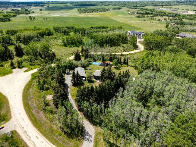 11 Grove Lane, House other with 5 bedrooms, 3 bathrooms and 8 parking in Rocky View County AB | Image 38