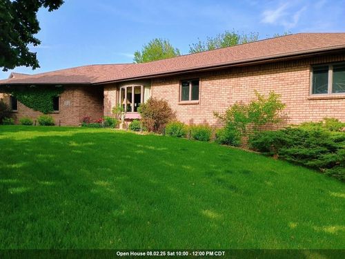 N1894 Vandenbroek Road, VANDENBROEK, WI, 54130 | Card Image