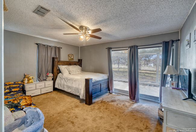 36 Pecan Dr, House other with 3 bedrooms, 3 bathrooms and null parking in Leakey TX | Image 19