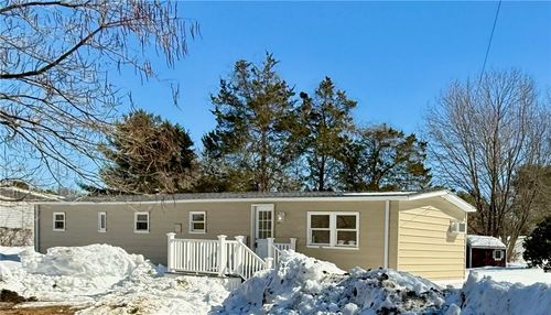 18 Airport Rd, Coventry, RI, 02816-6413 | Card Image