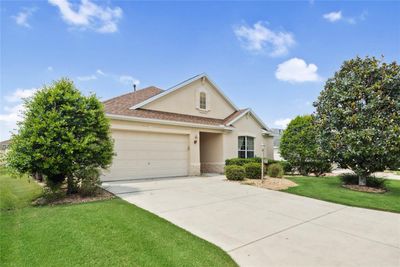 646 Murphys Estate Drive, House other with 3 bedrooms, 2 bathrooms and null parking in THE VILLAGES FL | Image 1