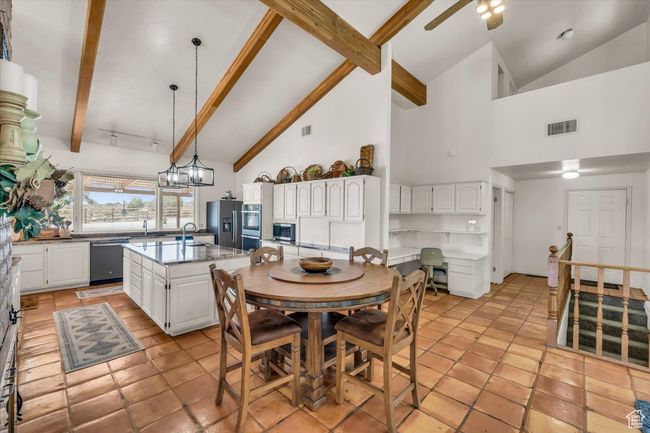 985 N Wonder Ln, House other with 4 bedrooms, 4 bathrooms and 4 parking in Leeds UT | Image 13