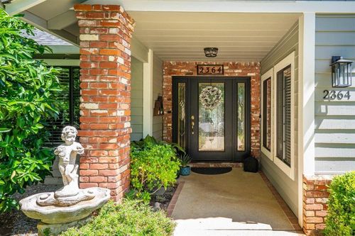 2364 La Madre Ct, Redding, CA, 96002-4158 | Card Image