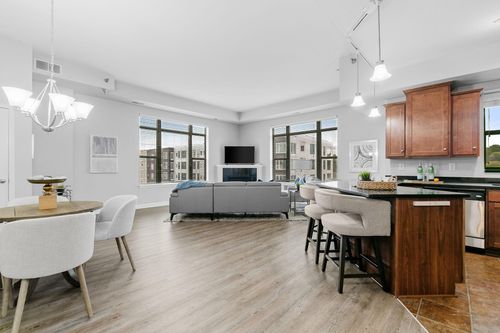 apt-402-1155 Ford Rd, Saint Louis Park, MN, 55426-1147 | Card Image