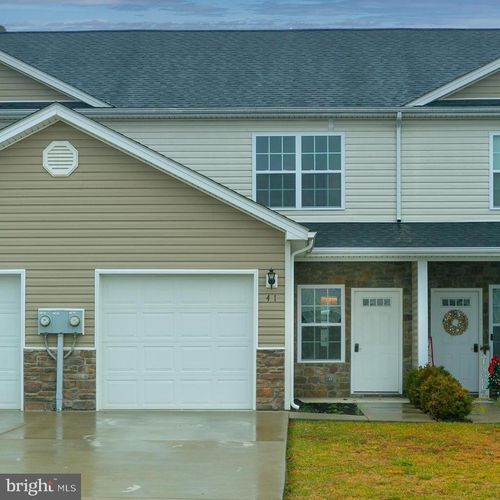 41 Beaulah Court, BUNKER HILL, WV, 25413 | Card Image